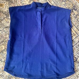 Navy blue figs Rafaela top. XS